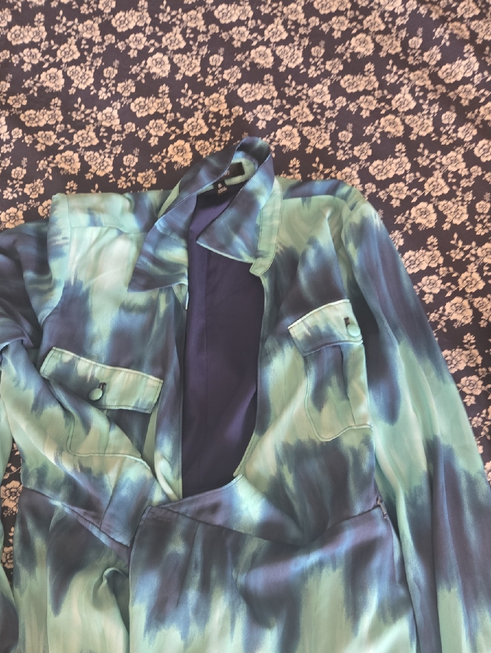 Women’s Long-Sleeve V-Neck Print Dress in Teal & Navy